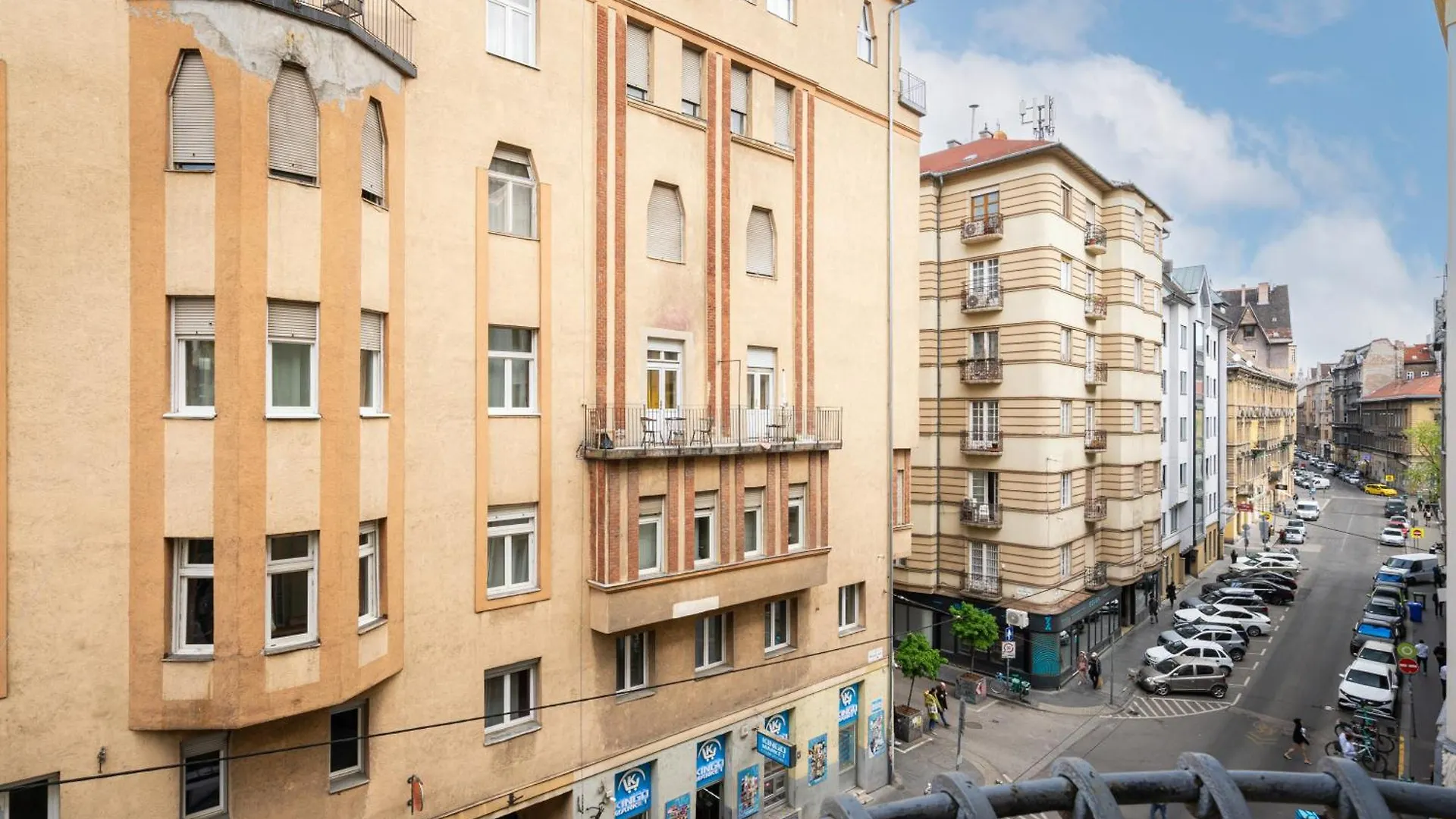 Bpr W21 Retro Home With Balcony Budapest 0*,